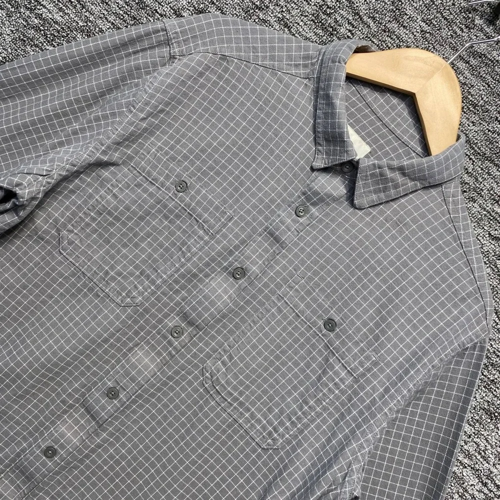 The North Face Circular Design Shirt Mens Large Gray Grid Plaid Cotton Button Up